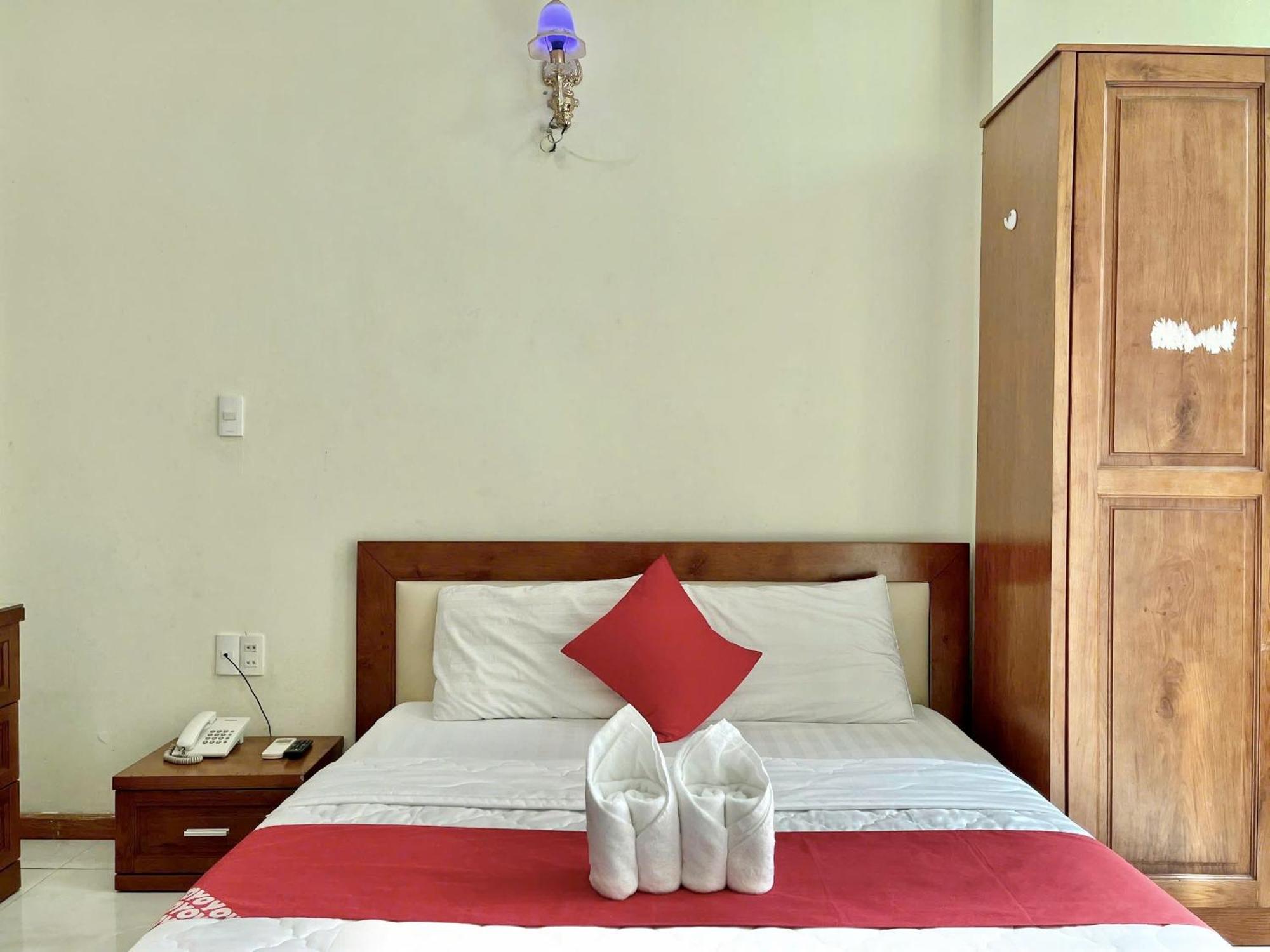 Nhu Y Hotel Хошимін Екстер'єр фото