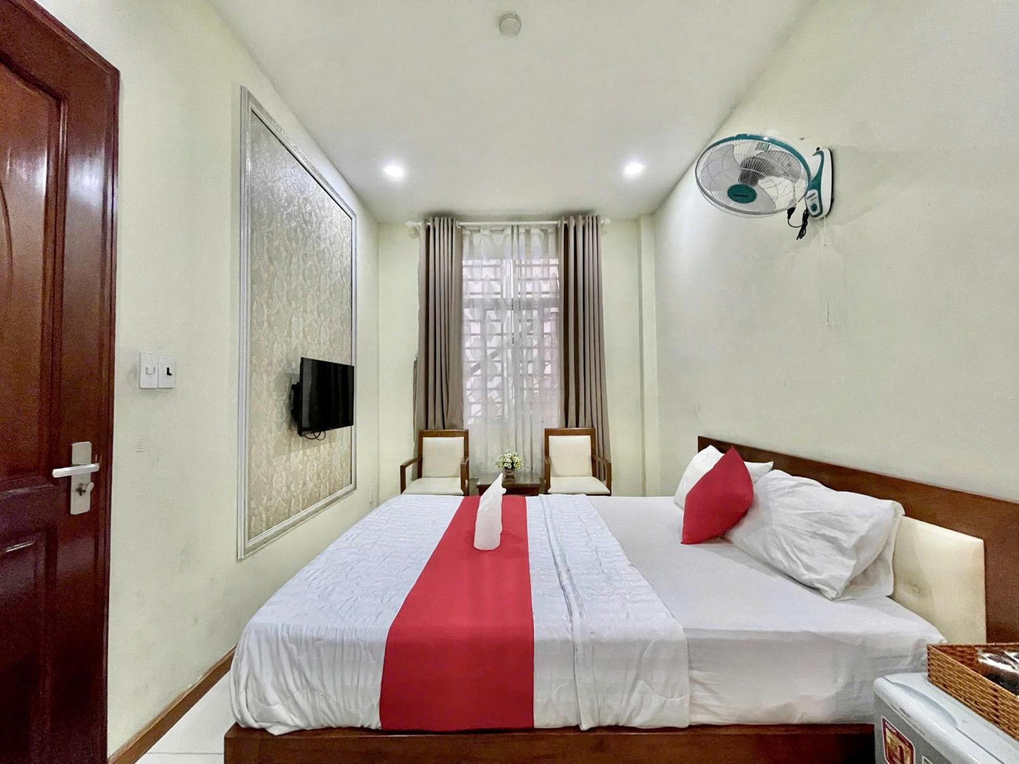 Nhu Y Hotel Хошимін Екстер'єр фото