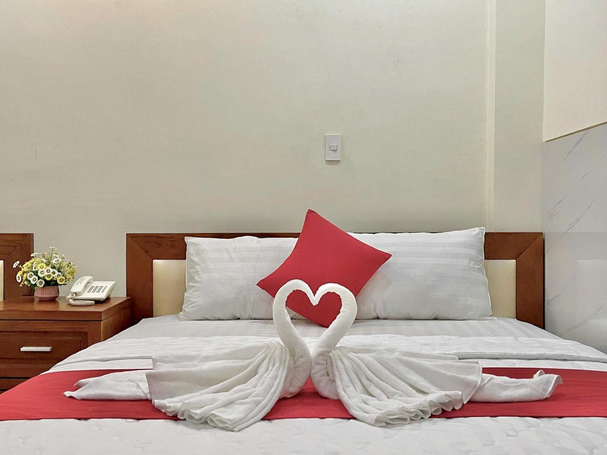 Nhu Y Hotel Хошимін Екстер'єр фото
